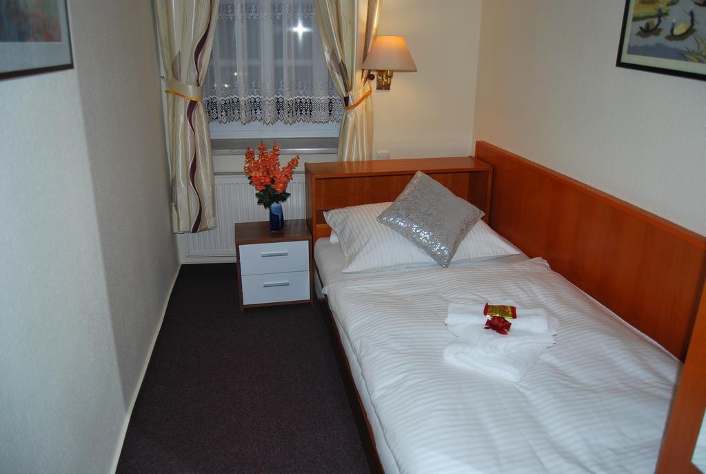 Asia Oase Hotel อาเรนด์เซ ภายนอก รูปภาพ